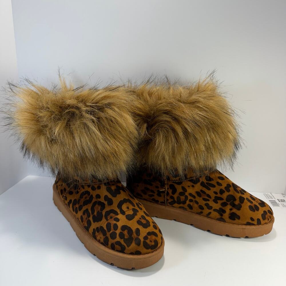 Rouge Helium Leopard Print Faux Fur Cuff Women's Size 10